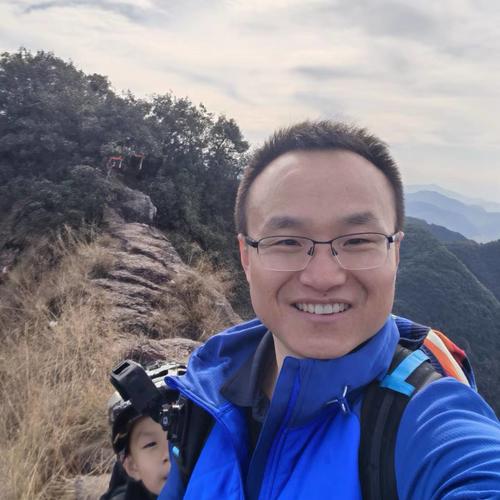 peng liu another photo